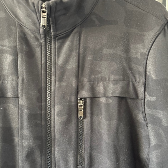 lululemon Kung Fu Jacket - Picture 3 of 6